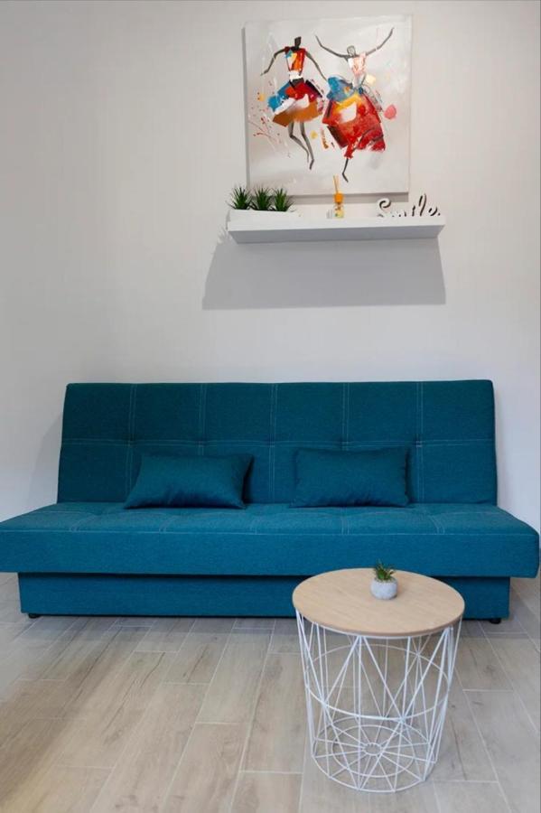 New Studio In The City Center Novi Sad Buitenkant foto