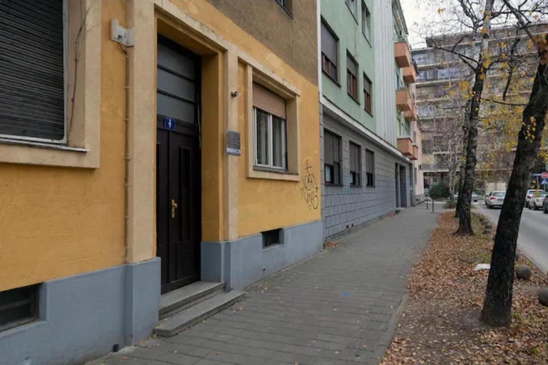 New Studio In The City Center Novi Sad Buitenkant foto