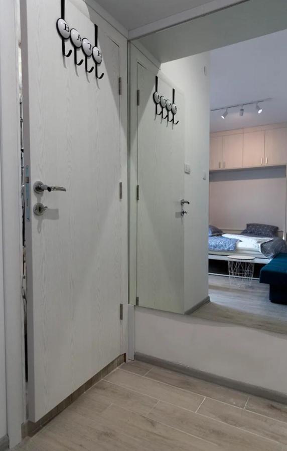 New Studio In The City Center Novi Sad Buitenkant foto
