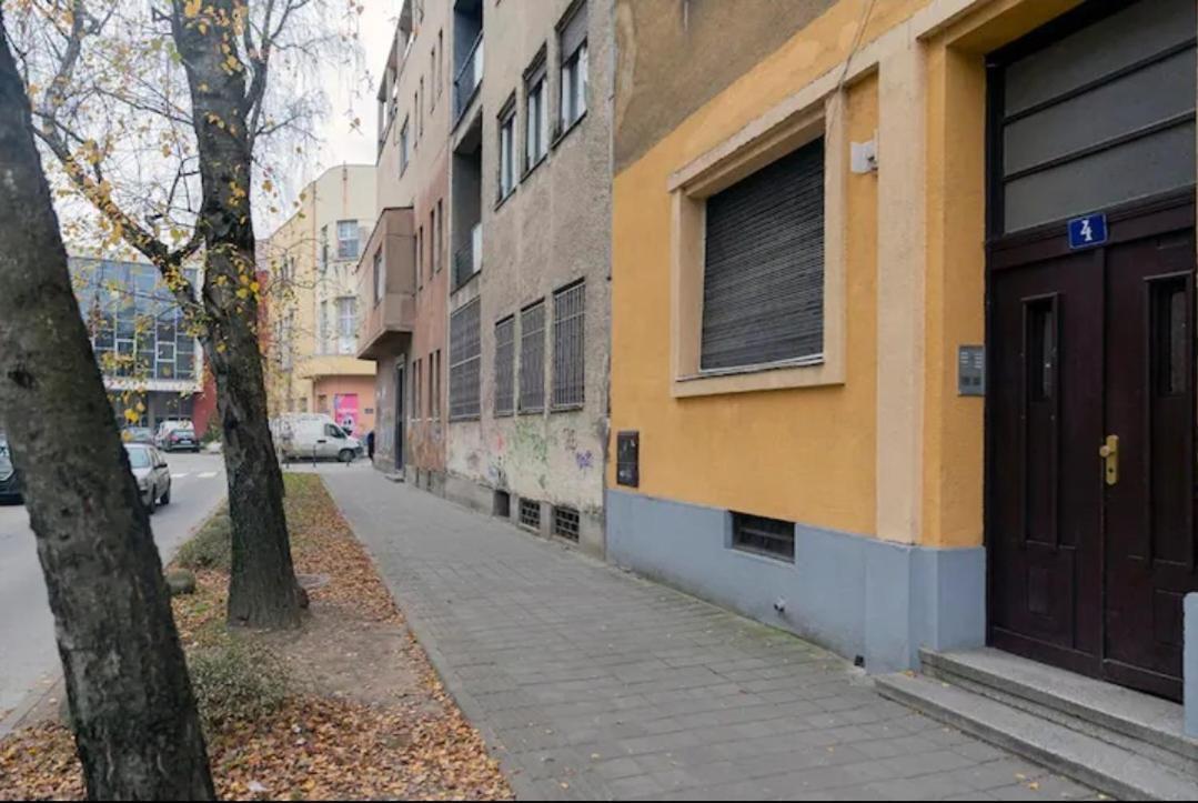 New Studio In The City Center Novi Sad Buitenkant foto